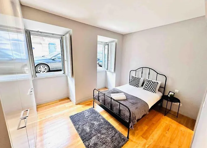 Marques De Pombal Flat Great Locations Center B Appartamento Lisbona