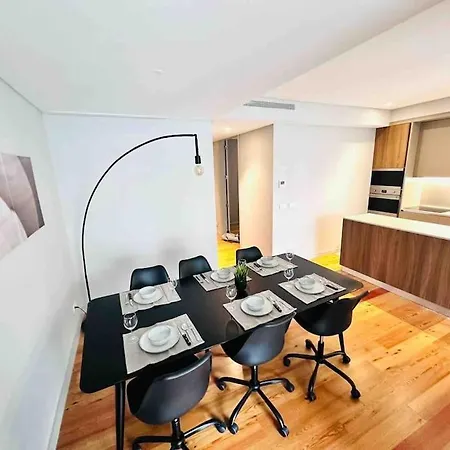 Marques De Pombal Flat Great Locations Center B * Lisboa