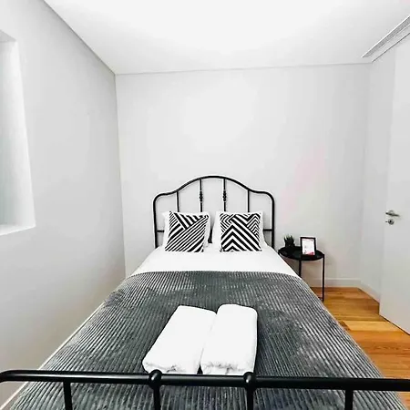 Marques De Pombal Flat Great Locations Center B アパート