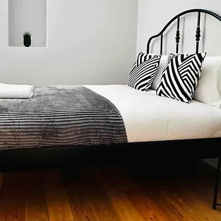 Marques De Pombal Flat Great Locations Center B