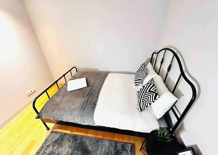 Marques De Pombal Flat Great Locations Center B アパート リスボン